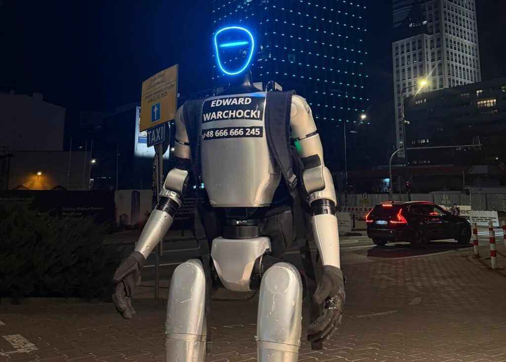 Edward Warchocki – robot influencer